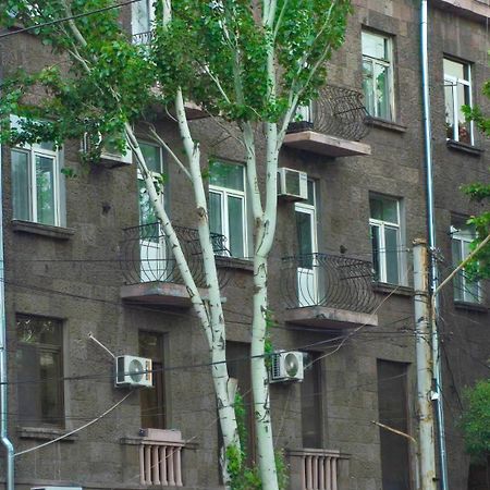 Прекрасная 4-Ех Комнатная Квартира В Самом Центре Erivan Exterior foto