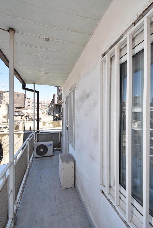 Прекрасная 4-Ех Комнатная Квартира В Самом Центре Erivan Exterior foto