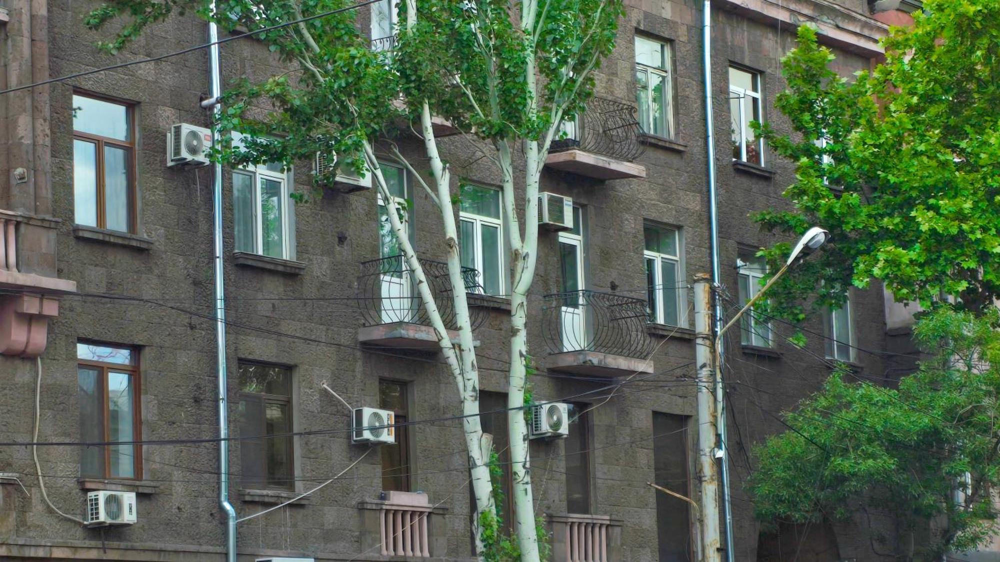 Прекрасная 4-Ех Комнатная Квартира В Самом Центре Erivan Exterior foto